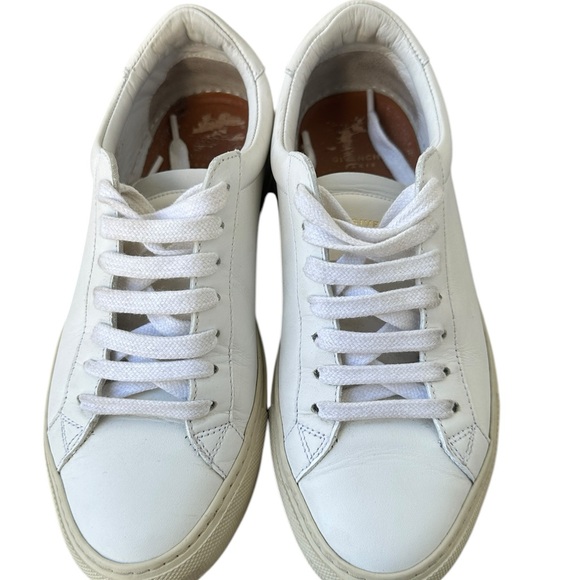 Givenchy White Leather Low Top Sneakers EU 36 / US 6 - Women. - Picture 2 of 16